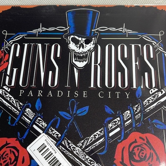 Vintage Vibe NWT Guns N' Roses Tin Metal Sign Paradise City 1985 Los Angeles - Picture 2 of 6